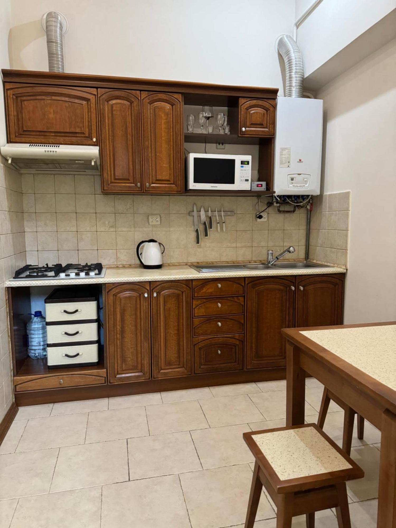 Stay Lviv Apartments Ngoại thất bức ảnh