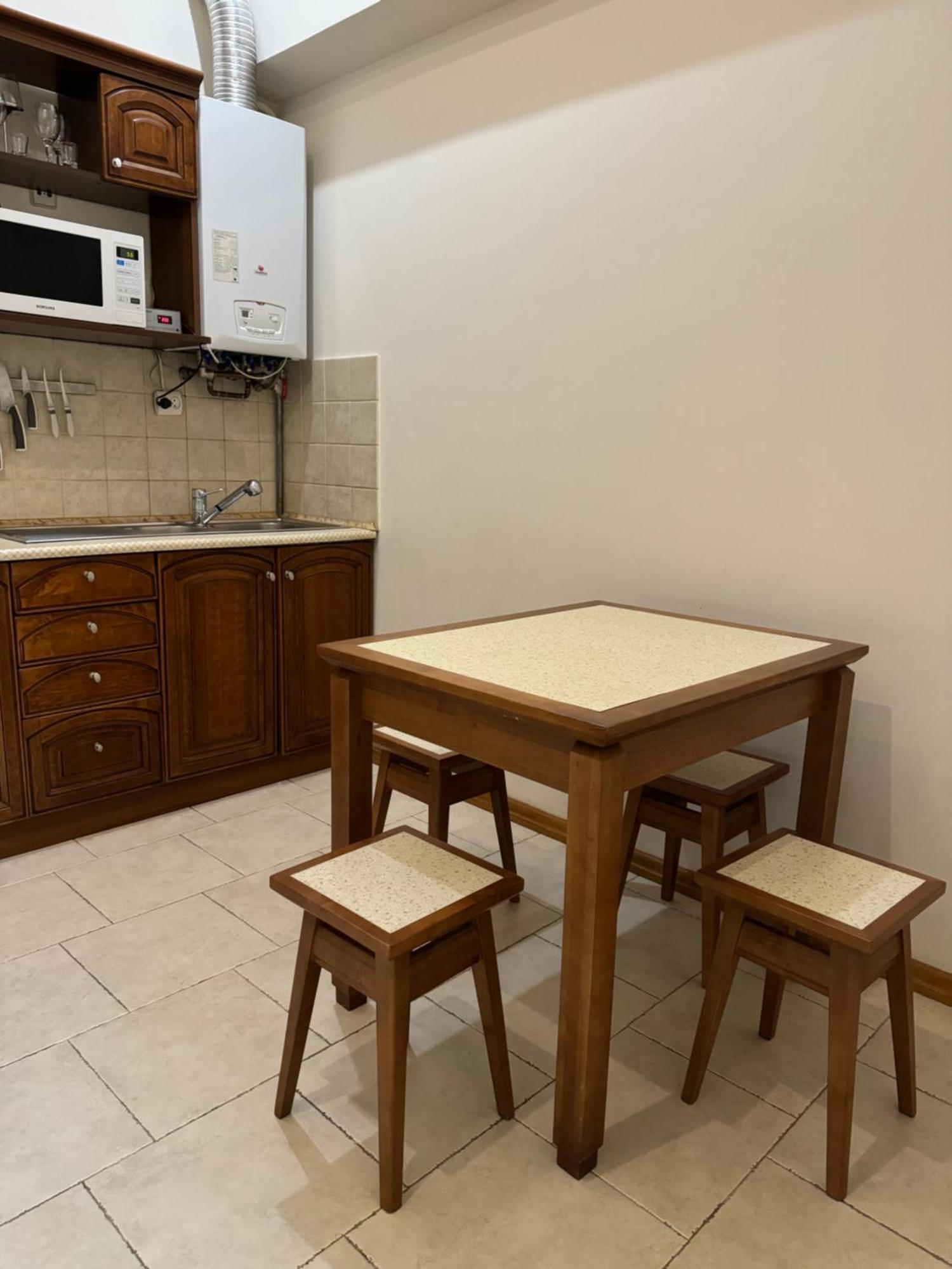 Stay Lviv Apartments Ngoại thất bức ảnh