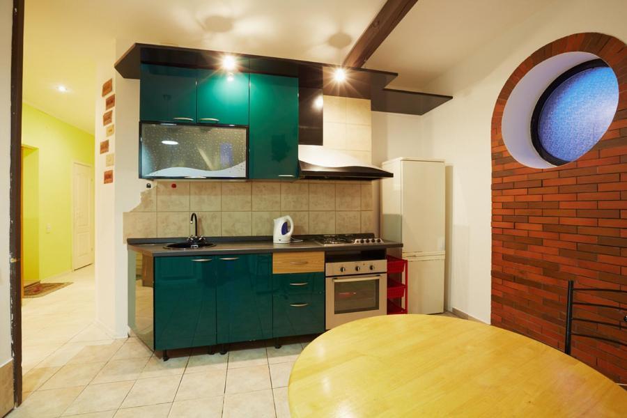 Stay Lviv Apartments Ngoại thất bức ảnh