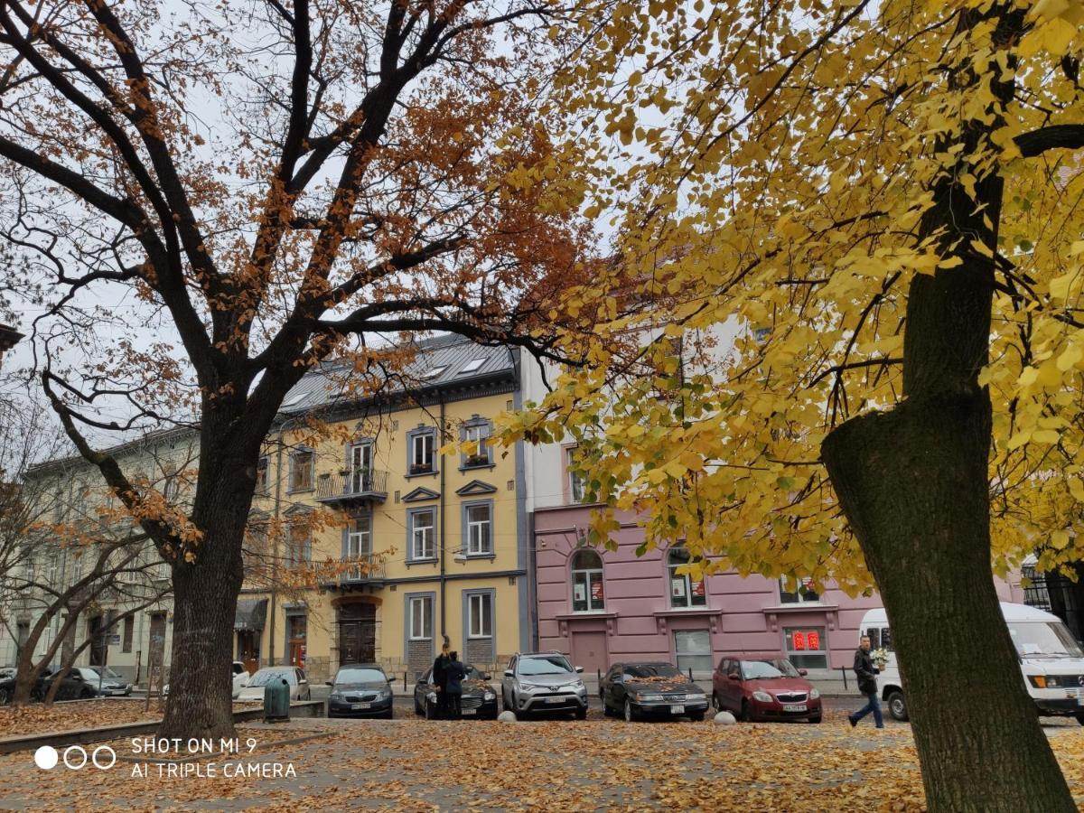 Stay Lviv Apartments Ngoại thất bức ảnh